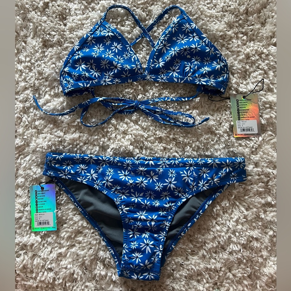 Jolyn 2 piece NWT